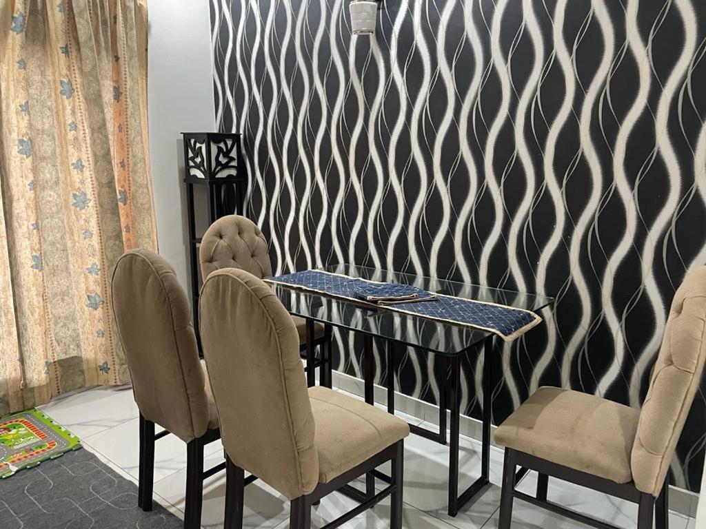 Grey Orchard Homestay - A Family Place Lahore Exterior photo