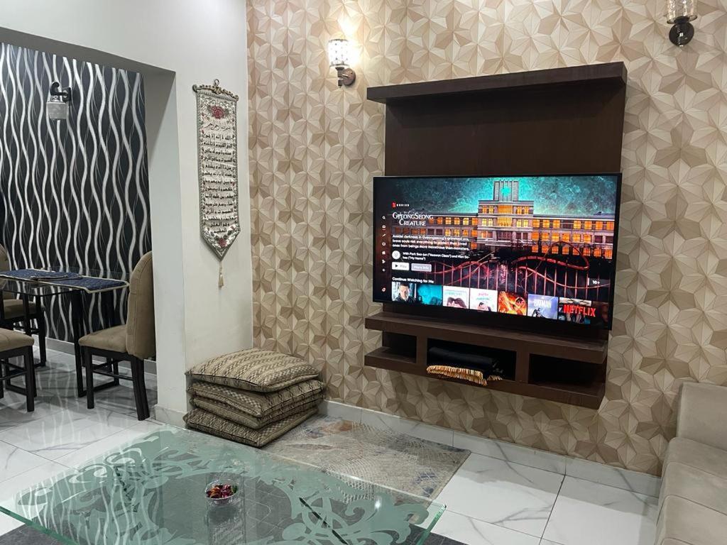 Grey Orchard Homestay - A Family Place Lahore Exterior photo
